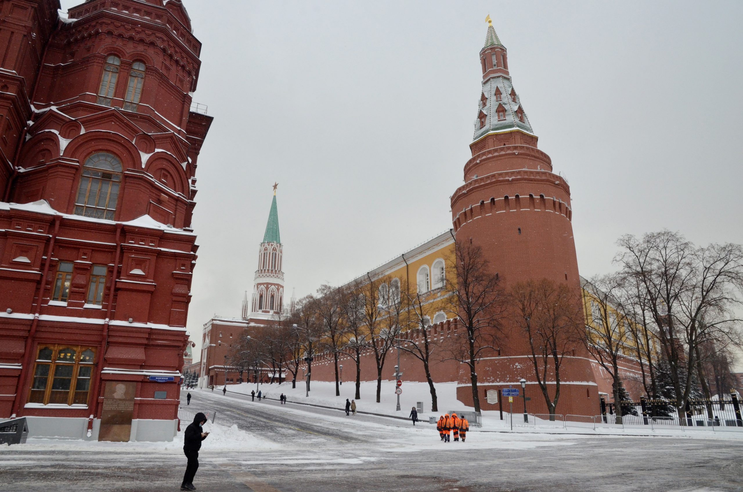 Ледяные осадки и облачная с прояснениями погода ожидаются 3 декабря в столице. Фото: Анна Быкова, «Вечерняя Москва»