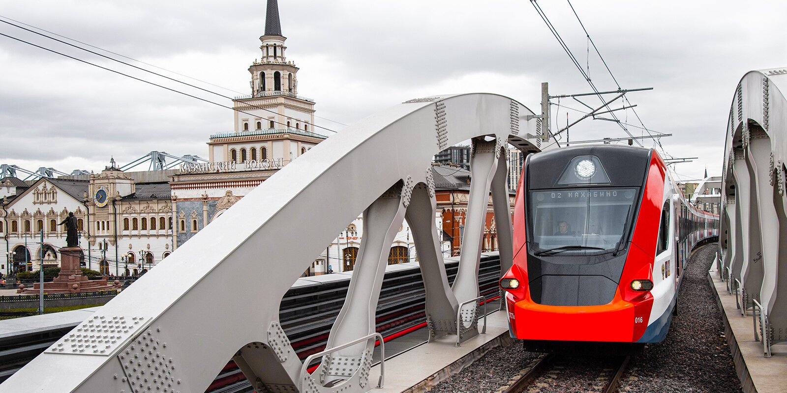 Уже 17 декабря поезда не будут останавливаться на Площади трех вокзалов. Фото: сайт мэра Москвы