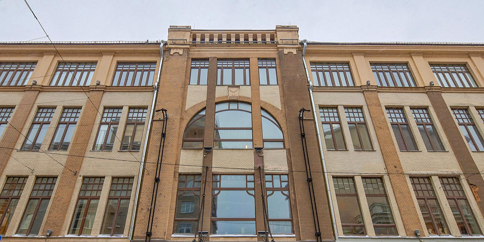 Торговый дом имени Левинсона построен в начале ХХ века и расположен по адресу: улица Большая Дмитровка, дом 32, строение 1. Фото: сайт мэра Москвы