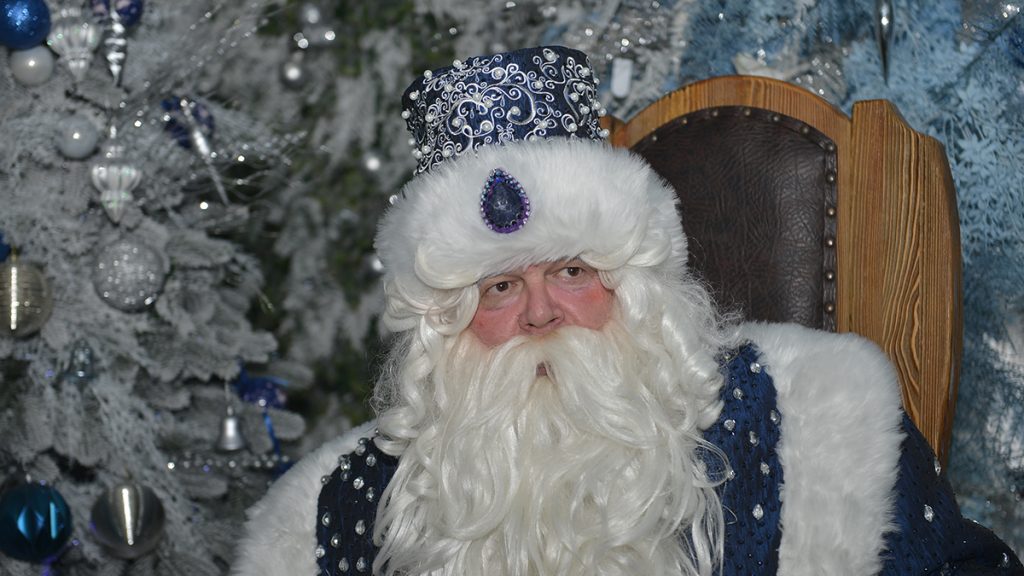 Онлайн-выставка Деда Мороза открылась в виртуальном музее