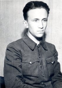 Вячеслав Зайцев на последнем курсе техникума. Фото из личного архива