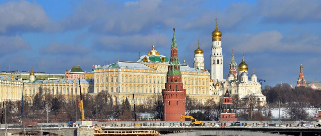 Москва нарядная: специалисты Комплекса городского хозяйства украсили столицу