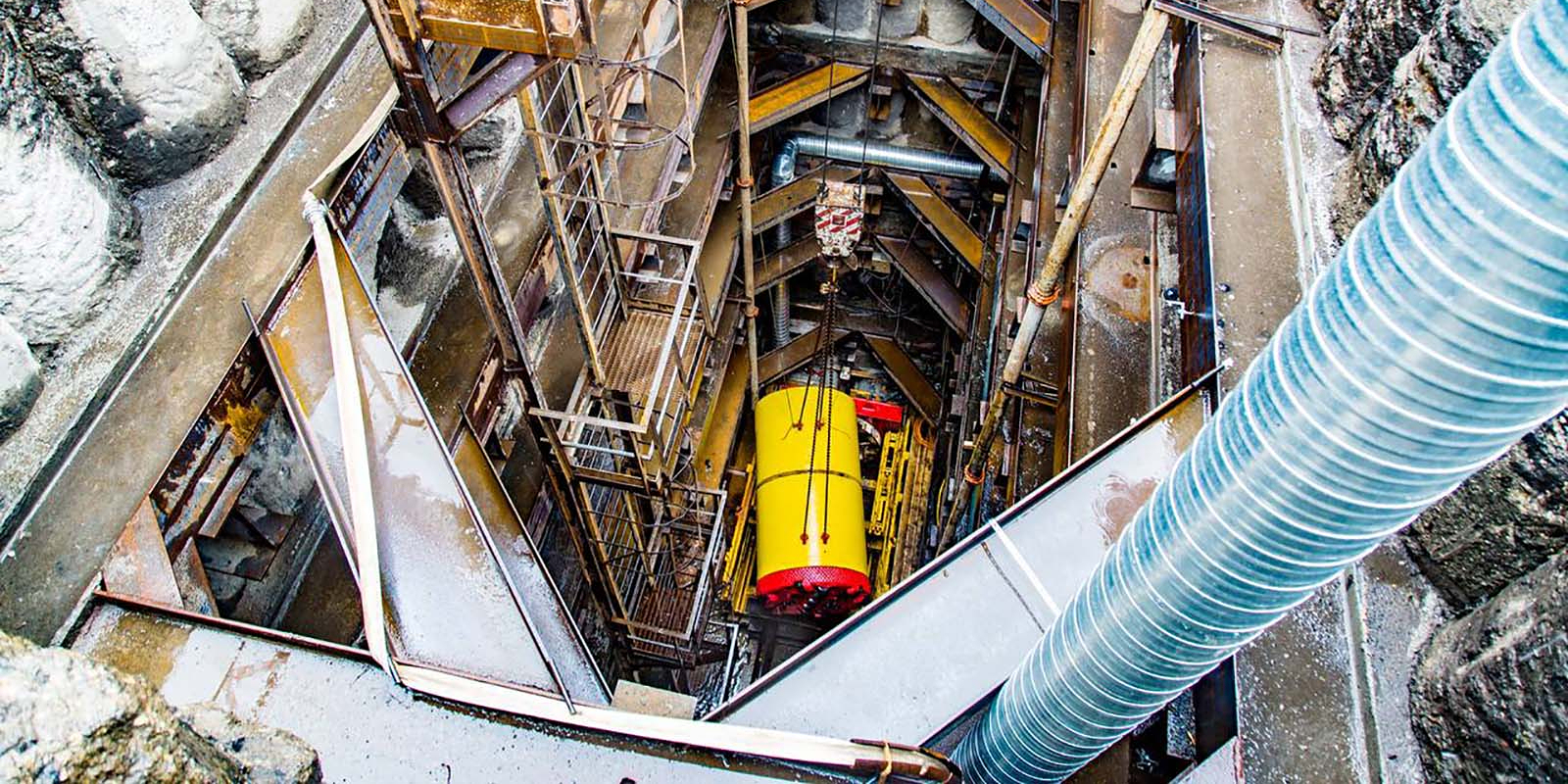 Восемь подводных газопроводов обновили специалисты Комплекса городского хозяйства Москвы