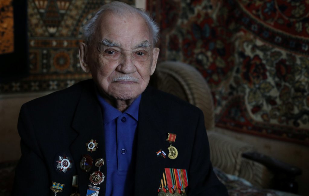 В нашем полку служили 15 Героев Советского Союза: история летчика-штурмана Евсея Рудинского