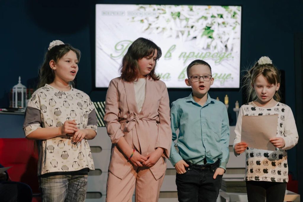 Литературное соревнование между детьми-сиротами и участниками ЦМД «Таганский» прошло в центре «Спутник»