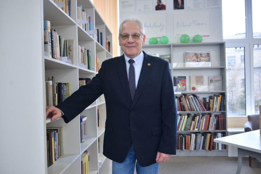 Павел Кузьмин: Во время обстрелов люди спасались в читальных залах библиотек