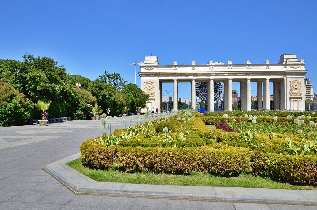 Фонтан любви вновь заработал: специалисты восстановили работу фонтана в Парке Горького