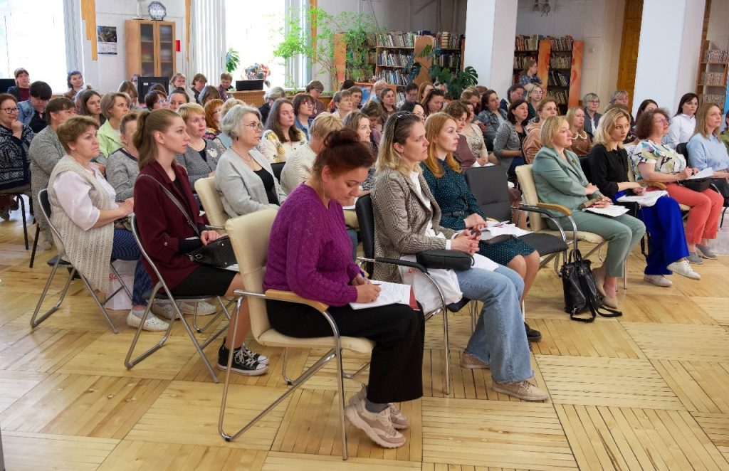 Представители библиотеки Гайдара поучаствовали в книжном фестивале