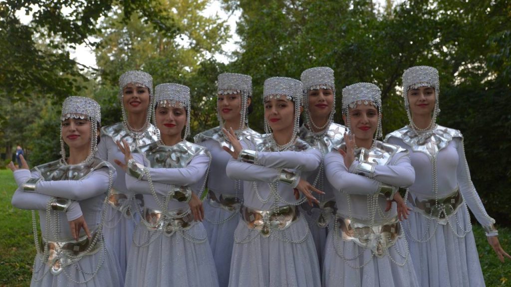 Фестиваль искусств «Серебряные ручьи» завершился в Екатерининском парке