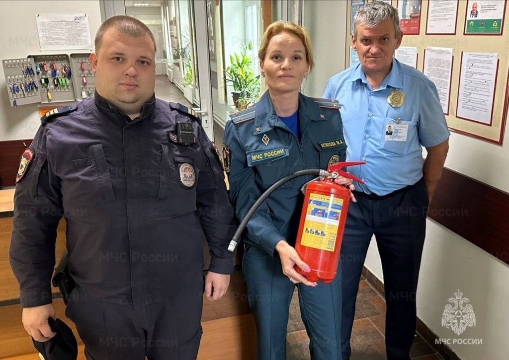 Порядка 2000 сотрудников столичного пожарно-спасательного гарнизона обеспечили пожарную безопасность в дни проведения общероссийского голосования