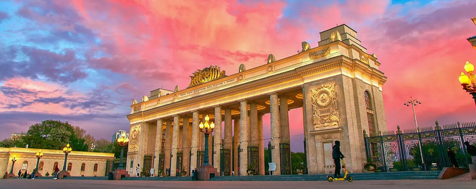 Шоу проведут на танцевальной площадке центральной аллеи. Фото: сайт мэра Москвы