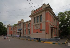 Административный корпус, 4-й Добрынинский переулок. Фото 2011 года. Фото: А.SAVIN/WIKIPEDIA.ORG