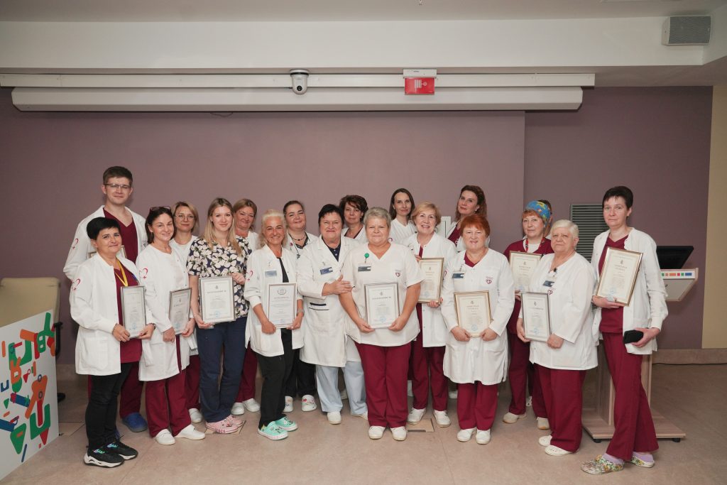 Свыше 200 сотрудников «Морозовки» наградили в честь 120-летия медучреждения