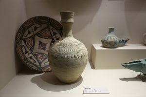 Кувшин XI века из Средней Азии тоже можно увидеть в Музее Востока