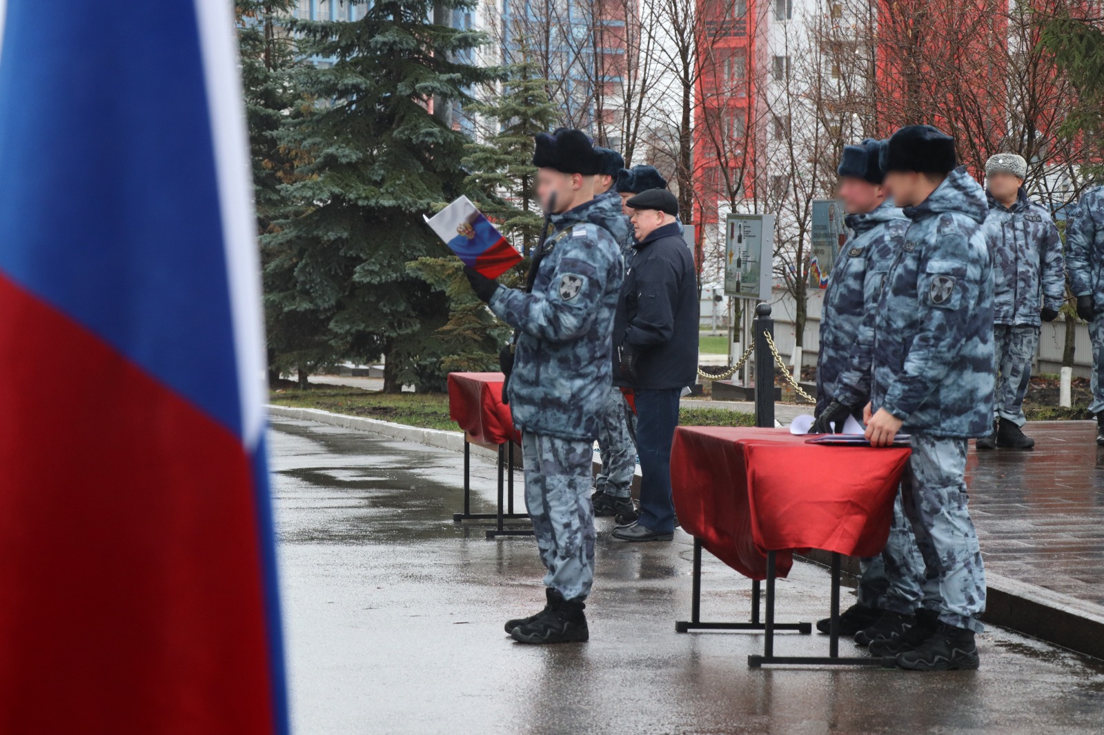 Командир омон авангард. Московский ОМОН Авангард. ОМОН Авангард.