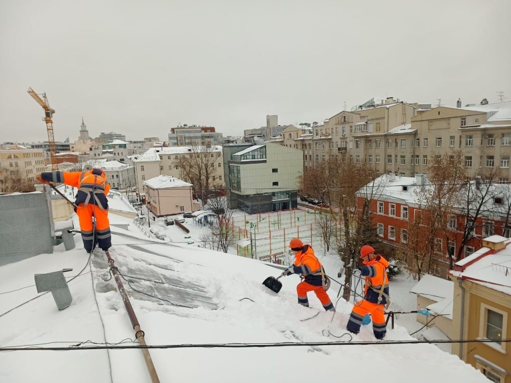 Москва в снегу, или Как ликвидируют последствия рекордных осадков в Мещанском районе
