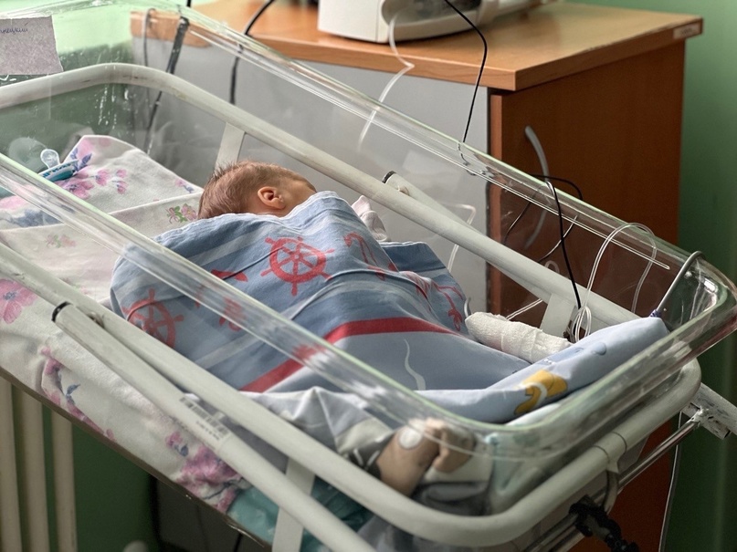 Специалисты Морозовской больницы спасли новорожденного малыша с тяжелым диагнозом