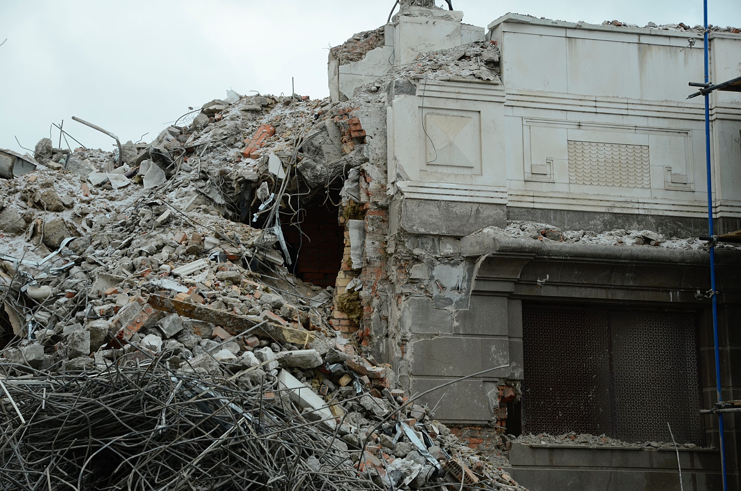 Сотрудники инспекции предотвратили вероятность разрушения здания. Фото: Анна Быкова, «Вечерняя Москва»