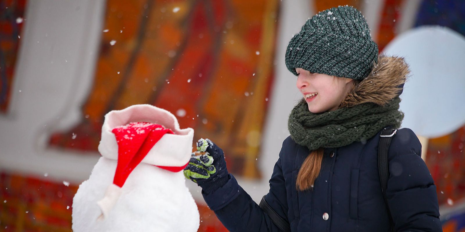 В ходе мероприятия посетители примут участие в семейных эстафетах, конкурсе снеговиков, снежных гонках и многом другом. Фото: сайт мэра Москвы