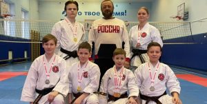 На фото медалисты Первенства Москвы по всестилевому каратэ из школы №1234. Фото: страница школы №1234 в социальных сетях