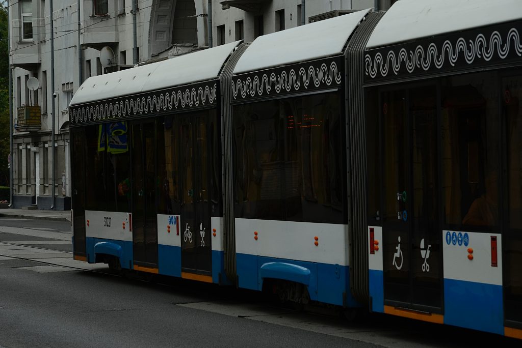 Выставка в честь 125-летия столичного трамвая прошла в центре Москвы