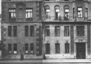 Борис Пильняк в 1920-е годы.  Таким он был, когда поселился на Поварской улице, незадолго до этого переименованной в улицу Воровского.  Фото: архив ЦИГ