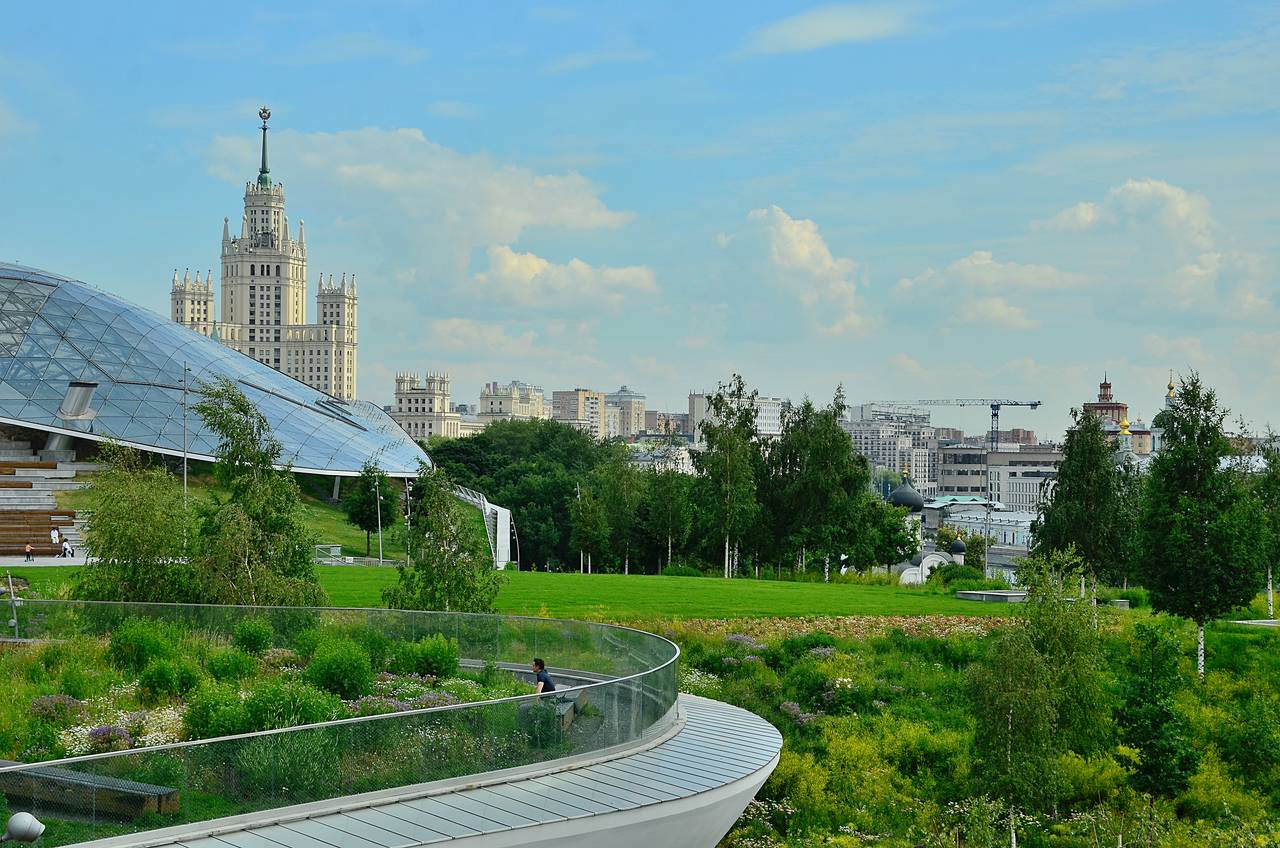 На фото парк «Зарядье». Фото: Анна Быкова, «Вечерняя Москва»