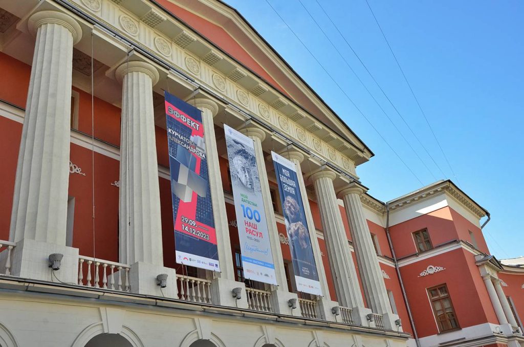 Реконструкцию залов проведут в Музее современной истории России 