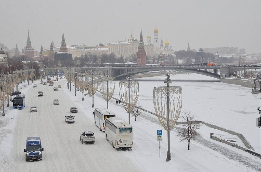 Жителям и гостям Москвы посоветовали не использовать пиротехнику в Новый год