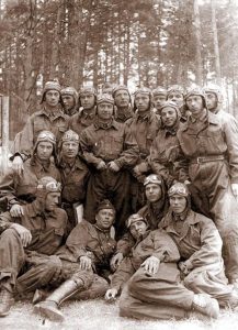 Еще в 1939-1940 гг. в институте была создана и эффективно работала военная кафедра, готовящая летчиков-наблюдателей (штурманов). В институте был оборудован специальный кабинет для обучения тактике и связи, не уступающий классам военных училищ. Фото: пресс-служба НИТУ МИСИС