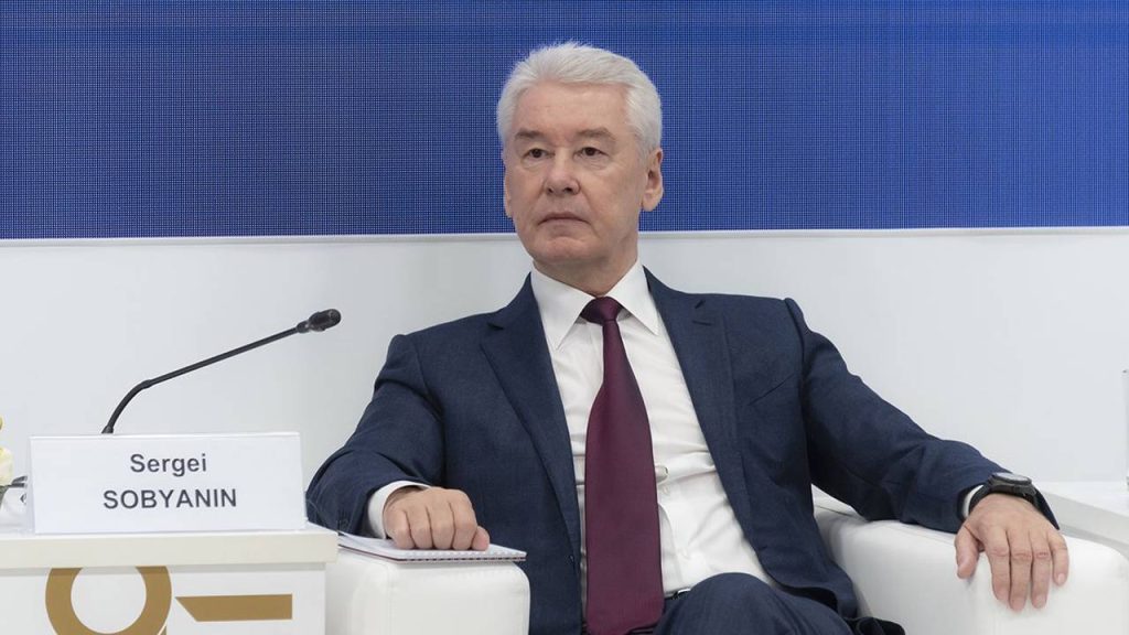 Собянин: 20 тыс. тренировок пройдет в рамках проекта «Мой спортивный район»
