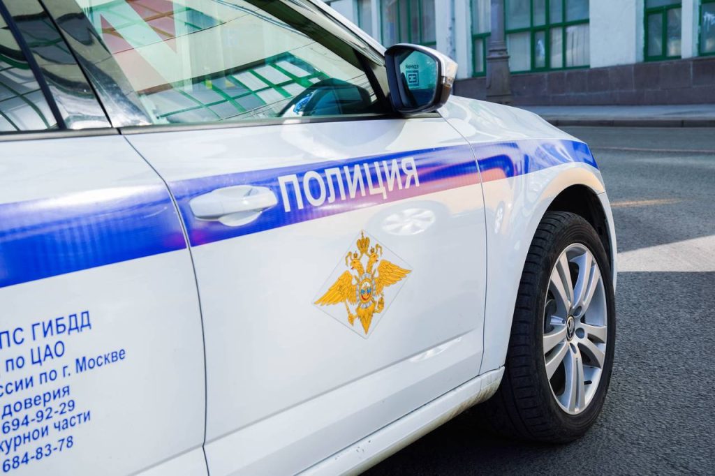 Оперативники Центрального округа столицы задержали подозреваемого в уличном грабеже