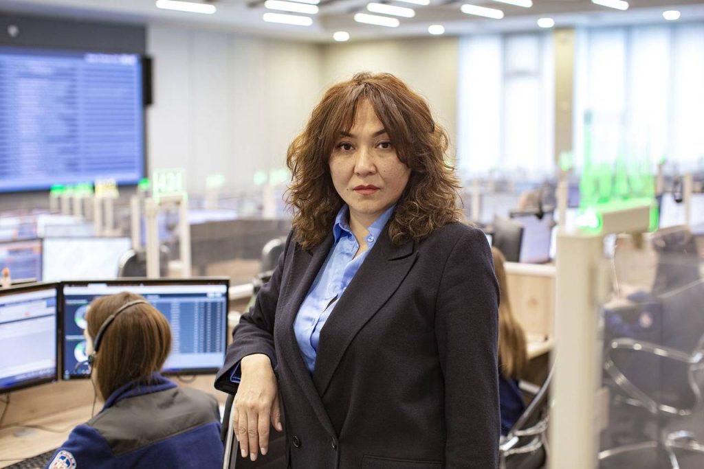 Феноменальная память и моментальная реакция: кто и как может стать оператором службы 112