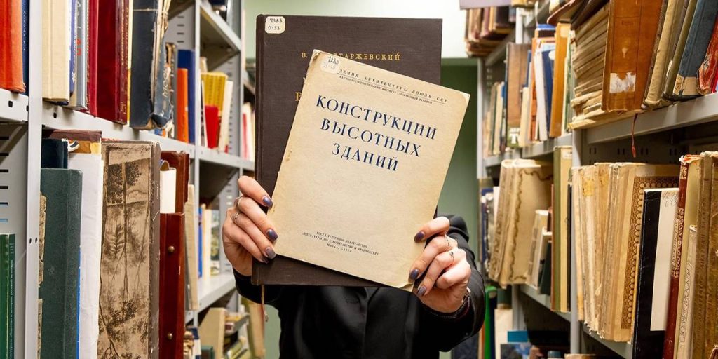 Экспозиция об эволюции высотного строительства открылась в Тверском районе