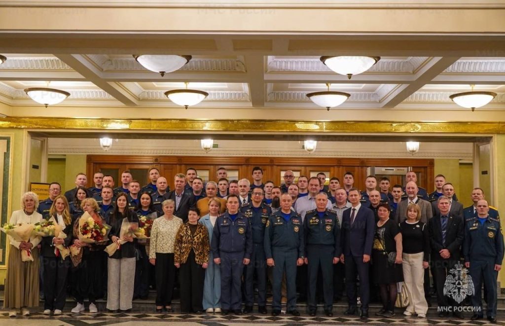 90 лет на страже Большого театра: в Москве состоялось торжественное мероприятие в честь 86 пожарной части
