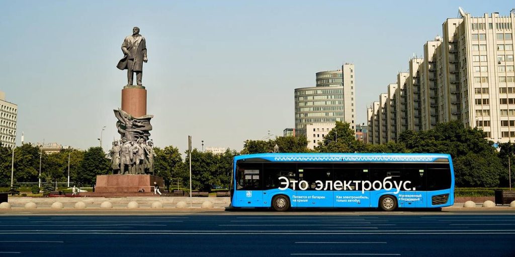 Бесплатные автобусы запустят от станции «Октябрьская» в связи с работами на Калужско-Рижской линии метро