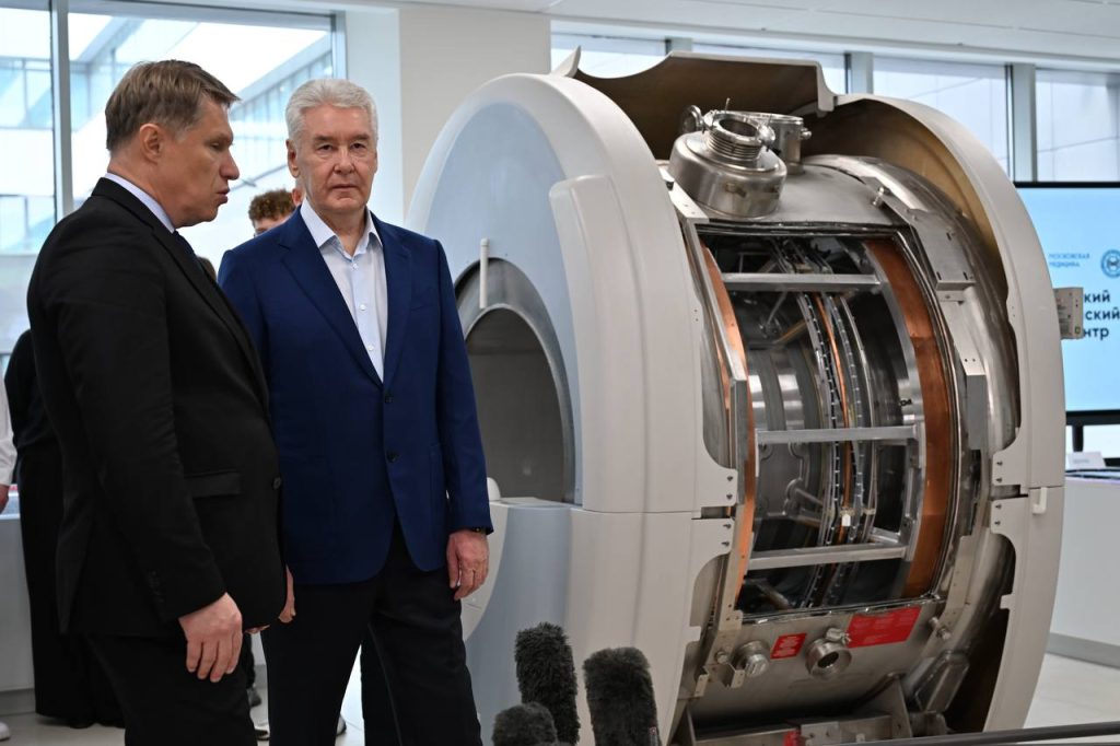 Собянин и Мурашко открыли Московский медицинский техноцентр