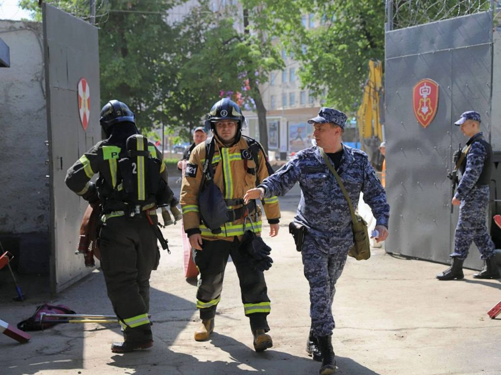 Совместные учения Росгвардии и МЧС прошли в Москве