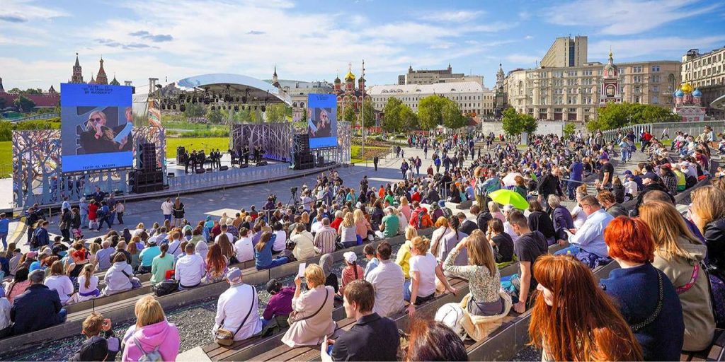 Масштабный фестиваль «Театральные выходные» в третий раз проведут в парке «Зарядье»