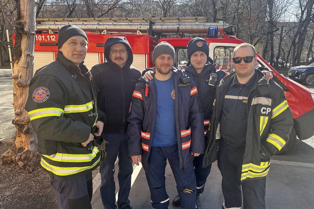 «Помогать — наше призвание»: как отряд «СпасРезерв» выручает москвичей в экстренных ситуациях