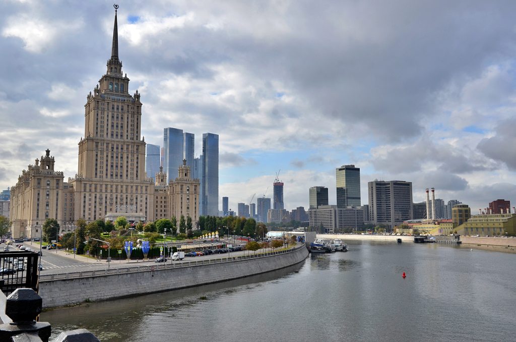 По волнам популярности: речные прогулки по Москве-реке ставят новые рекорды посещаемости