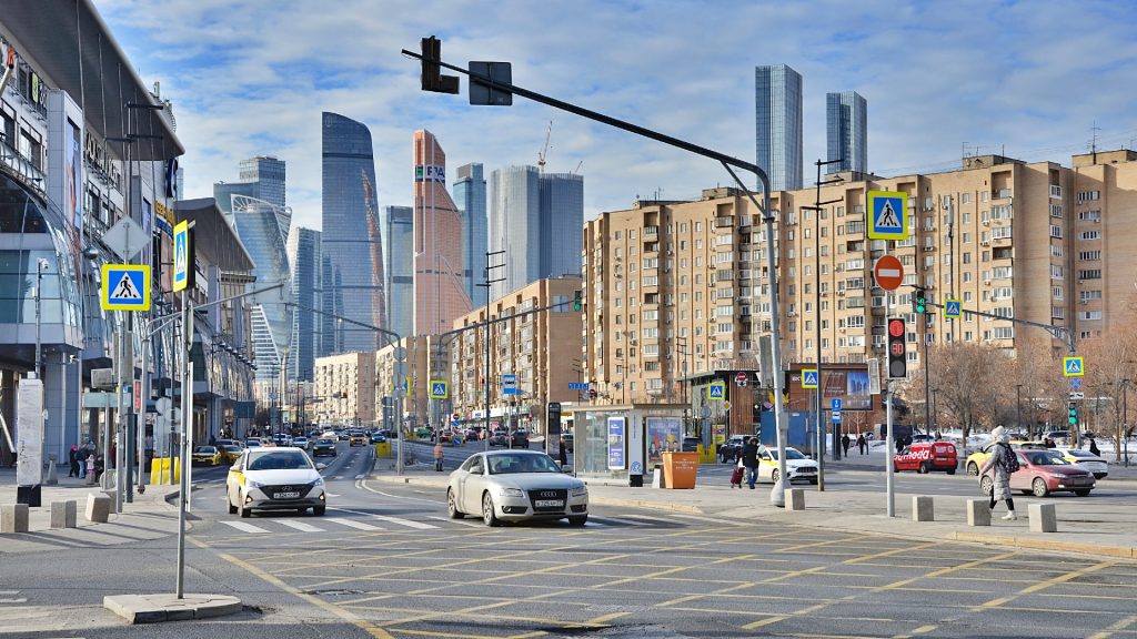Временные ограничения движения транспорта введут в Таганском районе