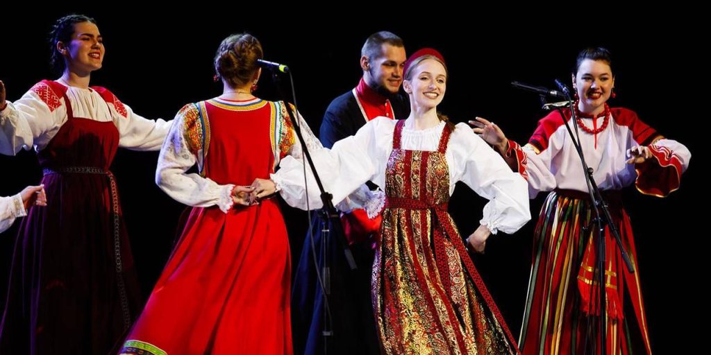 Юных горожан приглашают записаться на предпрофессиональные программы