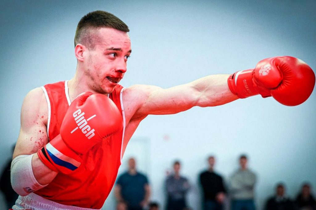 Боксёр из столичного главка Росгвардии тренирует будущих чемпионов