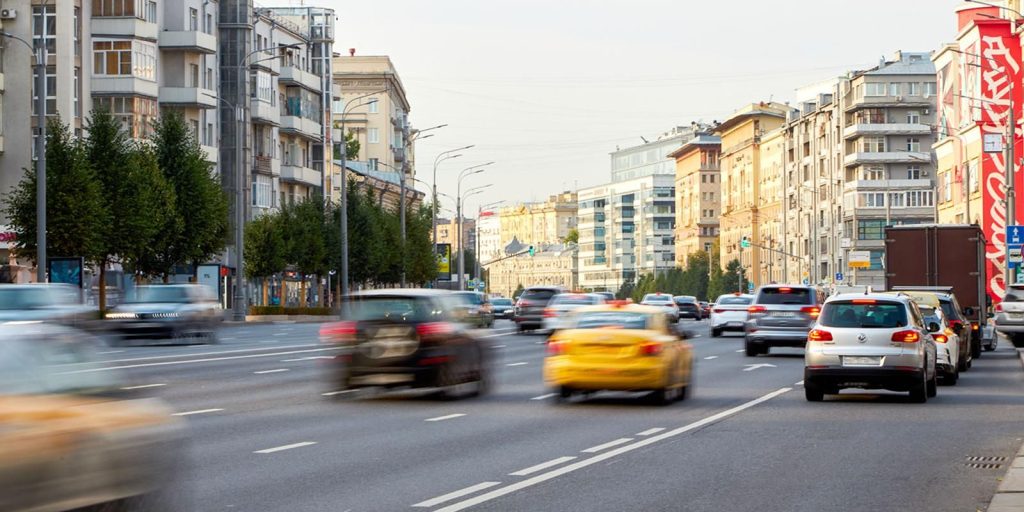 Благодаря переразметке Садового кольца на Зубовской площади улучшится транспортное движение