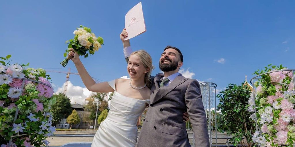Рекордное количество браков заключили в столице летом 2025 года за последние 10 лет