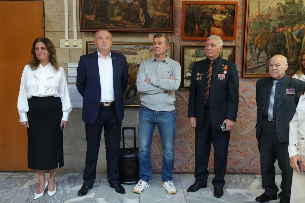 Сотрудники полиции посетили историческую выставку посетили выставку «Дочери Отчизны» в музее «Пресня»