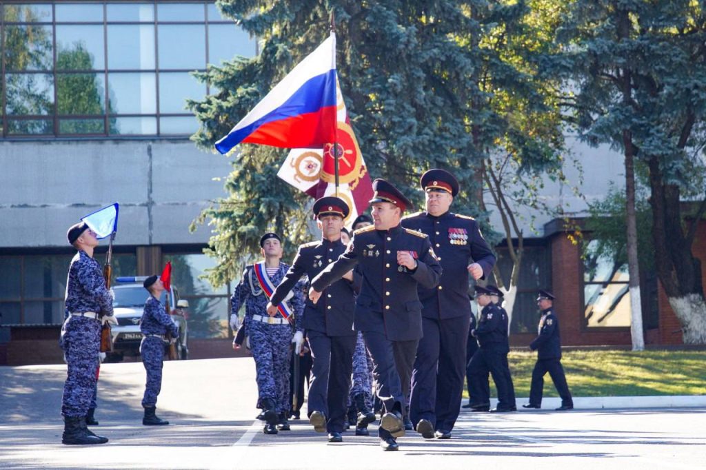 Начальник столичного главка Росгвардии поздравил 55-ю дивизию  с днем образования