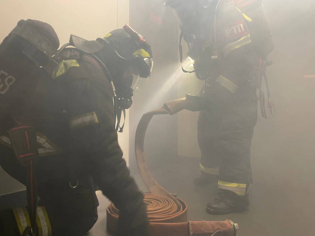 В столичном главке Росгвардии прошли совместные пожарно-тактические учения с МЧС