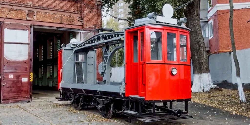 Крановую платформу 1932 года выпуска отреставрировали в Музее транспорта Москвы